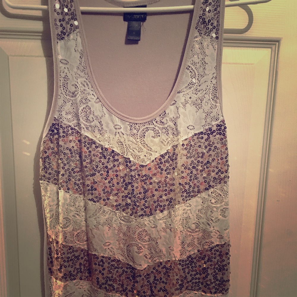 Daytrip Tank